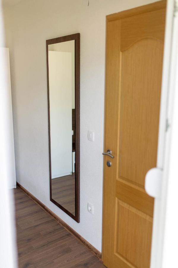 Apartmani Mia Prozor Dış mekan fotoğraf