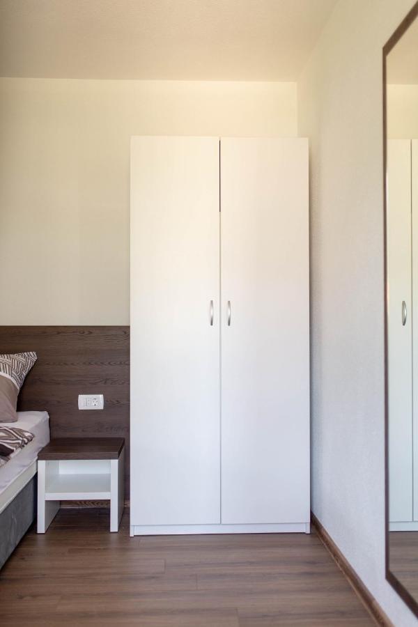 Apartmani Mia Prozor Dış mekan fotoğraf
