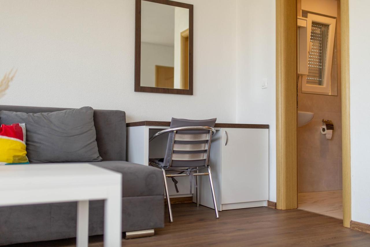Apartmani Mia Prozor Dış mekan fotoğraf