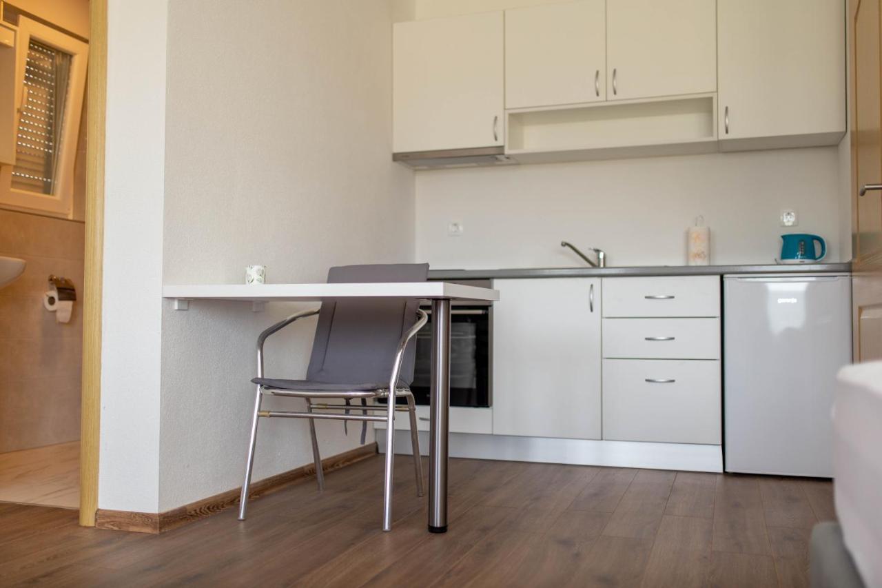 Apartmani Mia Prozor Dış mekan fotoğraf