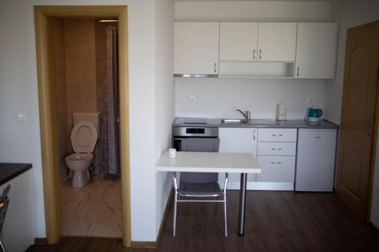 Apartmani Mia Prozor Dış mekan fotoğraf