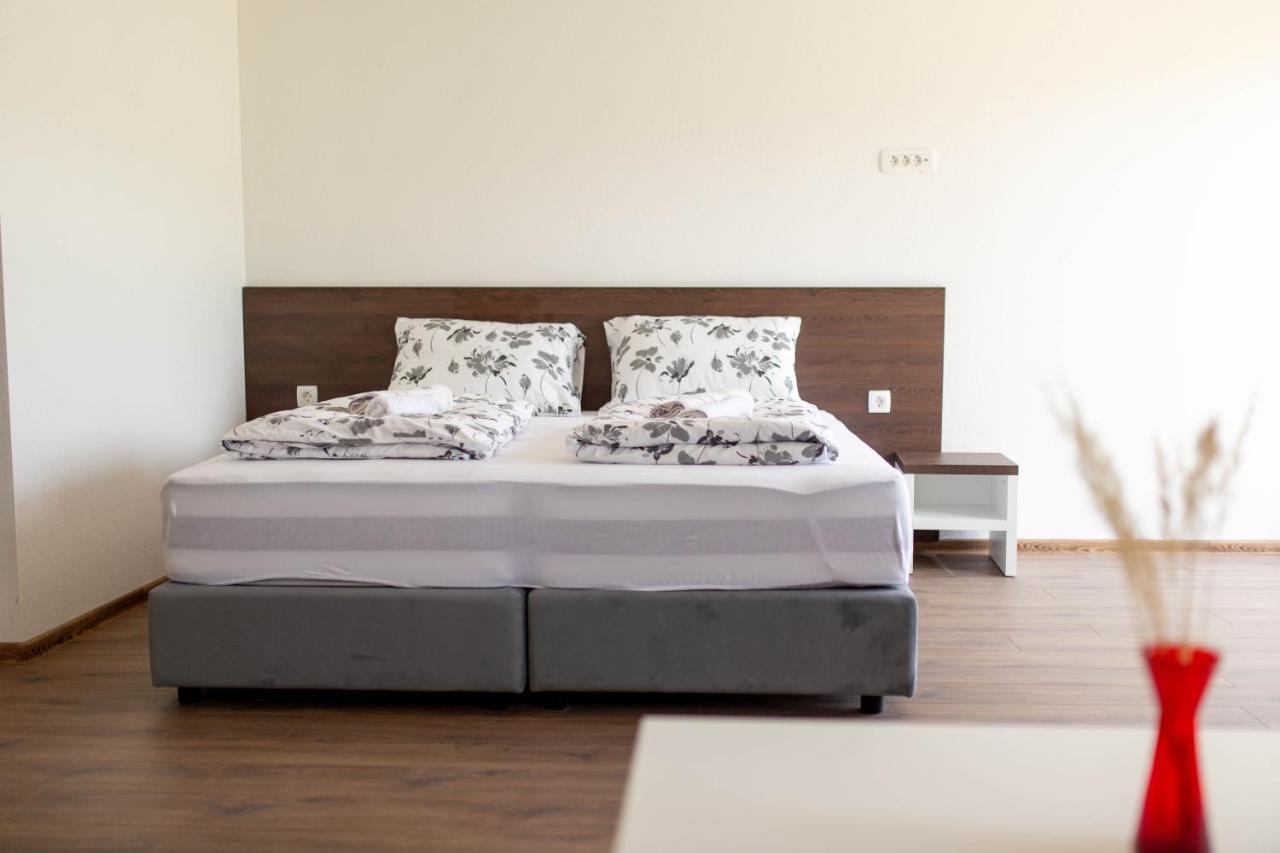 Apartmani Mia Prozor Dış mekan fotoğraf