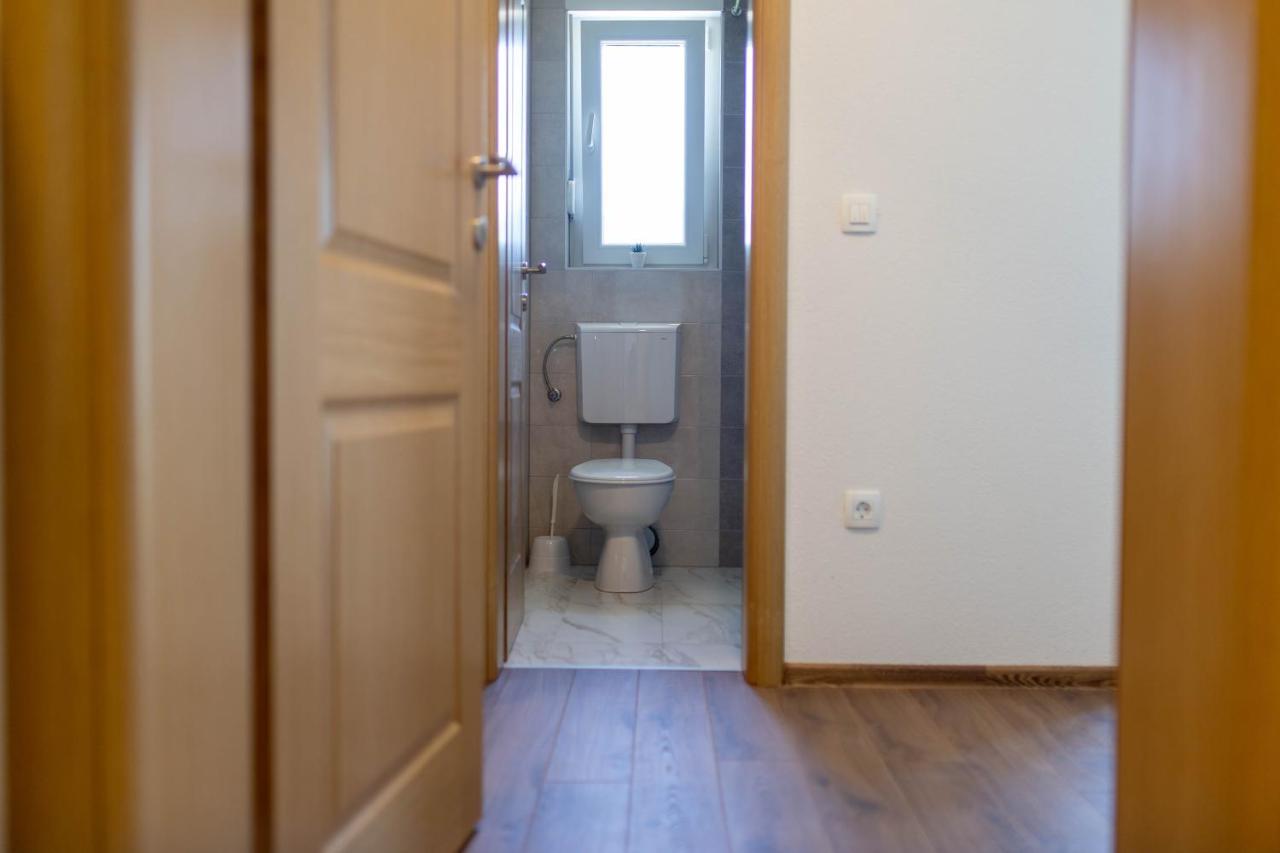 Apartmani Mia Prozor Dış mekan fotoğraf