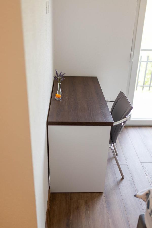 Apartmani Mia Prozor Dış mekan fotoğraf